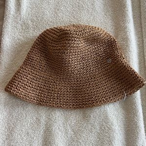 NWT Lululemon crochet straw bucket hat